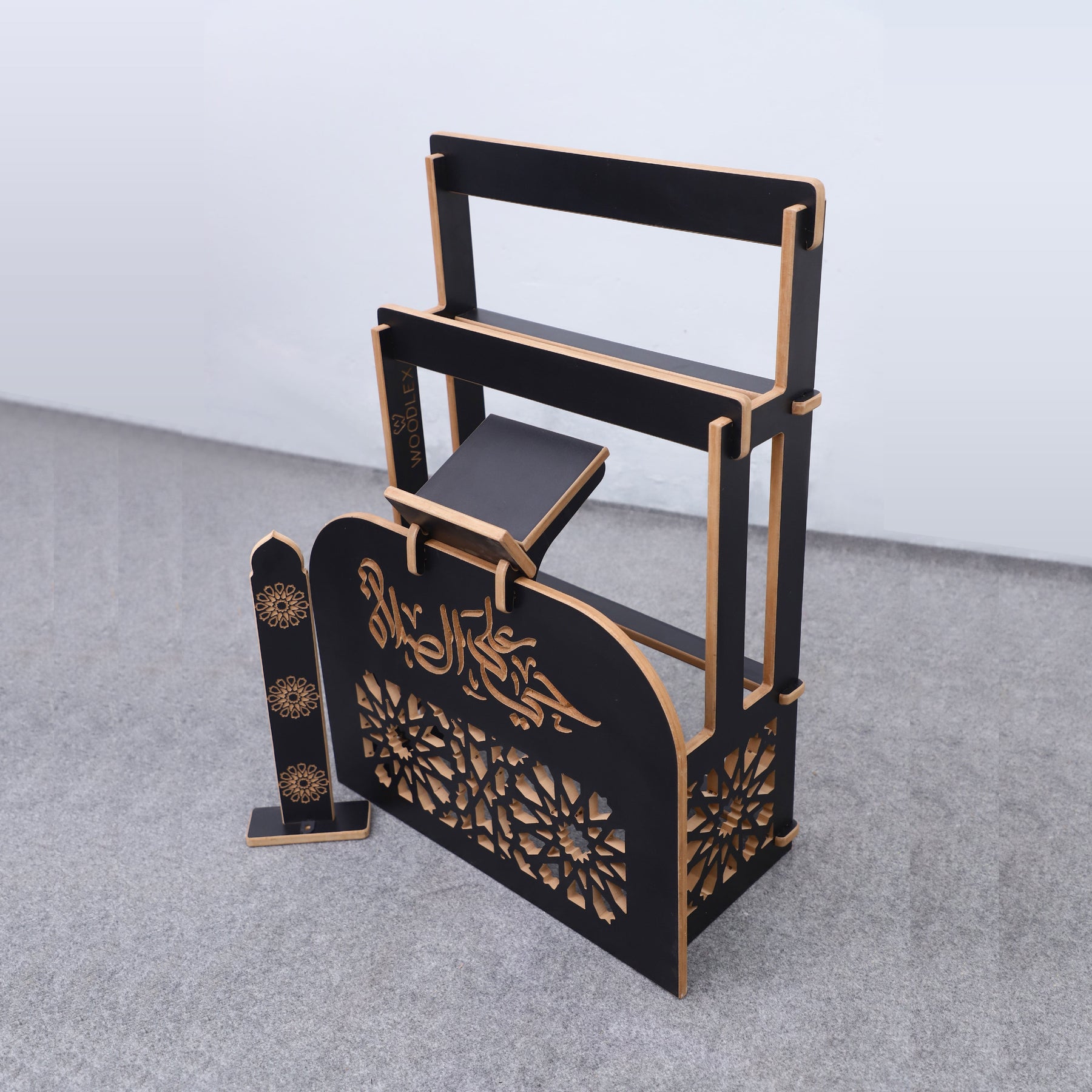 Salah Organizer – All-in-One Prayer Mat with Quran Stand